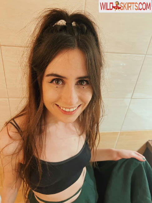 Doddleoddle / Dodie Clark / doddleoddle nude Instagram leaked photo #107