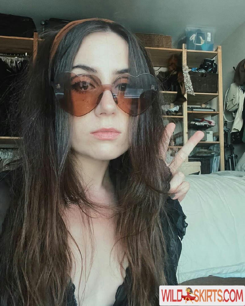 Doddleoddle / Dodie Clark / doddleoddle nude Instagram leaked photo #55