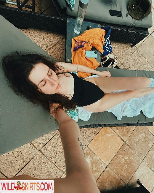 Doddleoddle / Dodie Clark / doddleoddle nude Instagram leaked photo #158