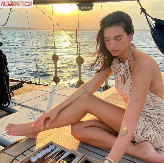 Dua Lipa / dualipa / newsong nude OnlyFans, Instagram leaked photo #156