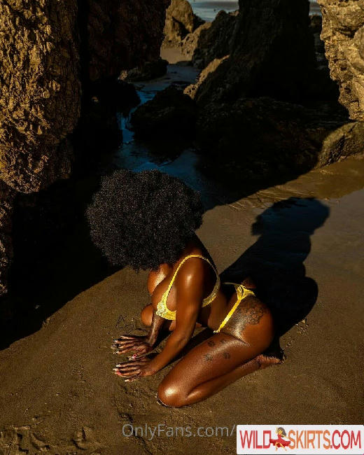 Ebony Mystique / ebony_goddessmysti / ebony_mystique nude OnlyFans, Instagram leaked photo #9