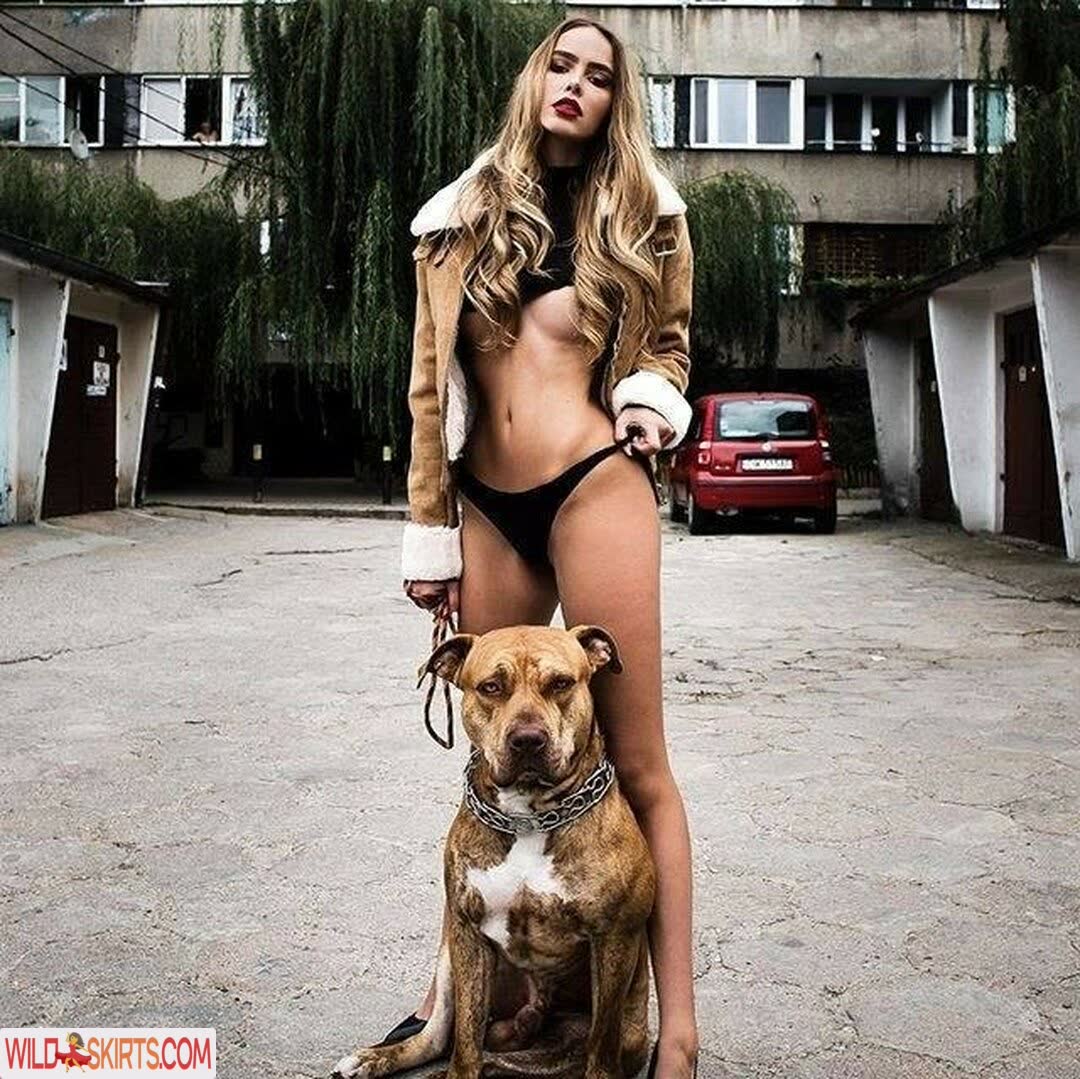 Elena Kamperi / elenakamperi nude OnlyFans, Instagram leaked photo