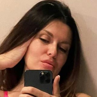 Elena Ptena avatar