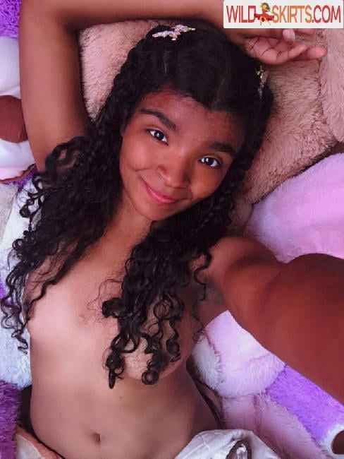 elisebrown147 / elisebrown147 / sparklychucky0928 nude Instagram leaked photo #3