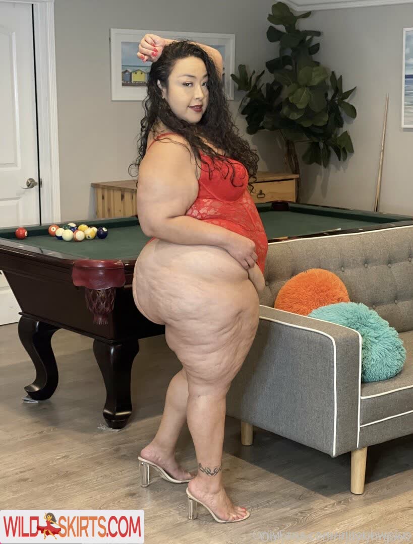 Elitebbwplus nude leaked photo #11