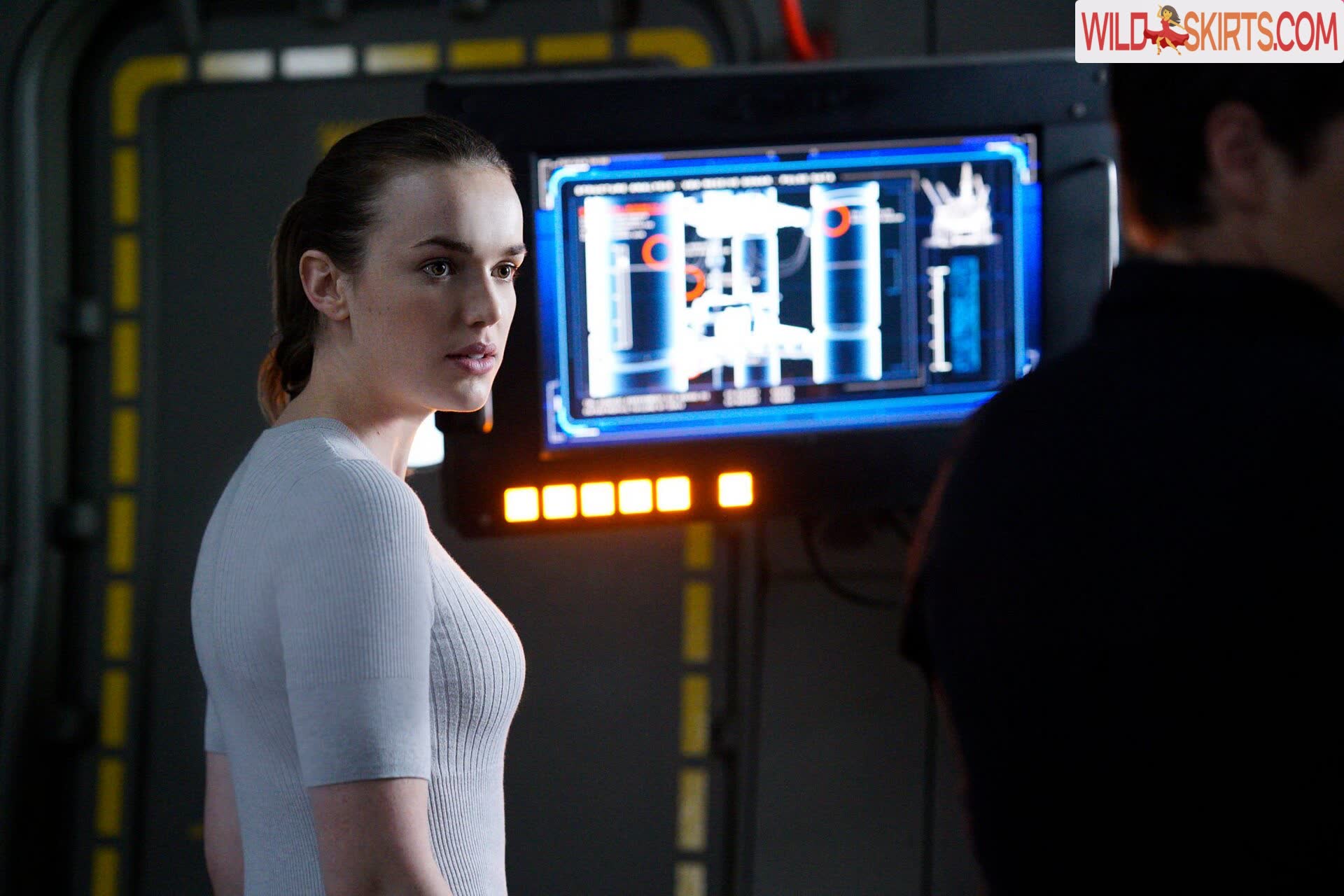 Elizabeth Henstridge nude leaked photo #36