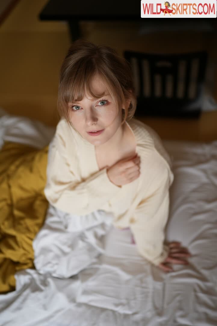 Ella Freya nude leaked photo #2