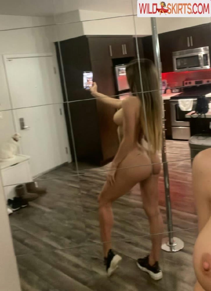 Ella Reese / ellareesebby / ellareesexxx nude OnlyFans, Instagram leaked photo #5