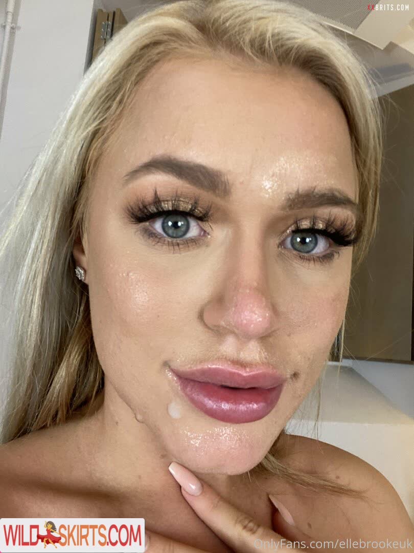 Elle Brooke / ellebrookeuk / thedumbledong nude OnlyFans, Instagram leaked photo #9