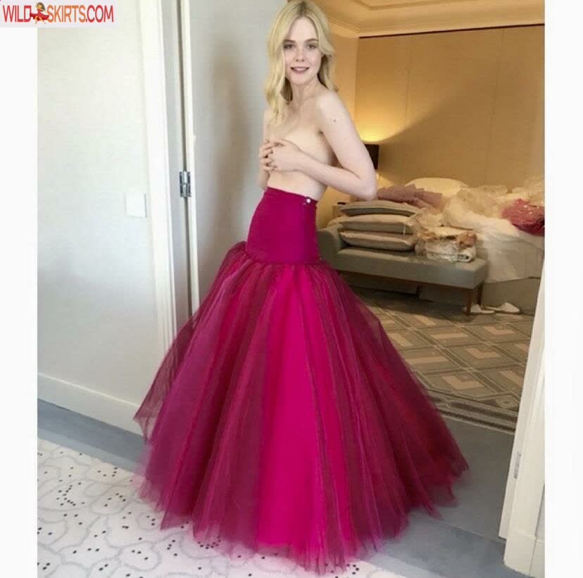 Elle Fanning / ellefanning nude Instagram leaked photo #7