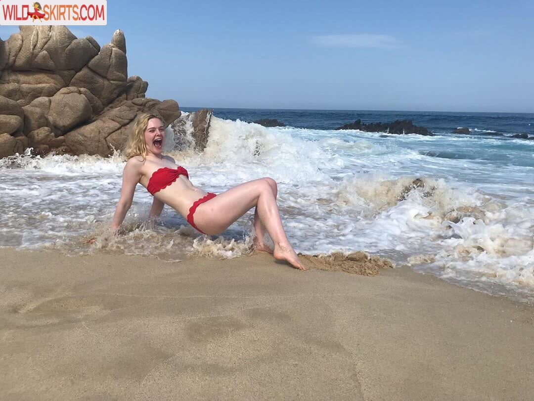 Elle Fanning / ellefanning nude Instagram leaked photo #20