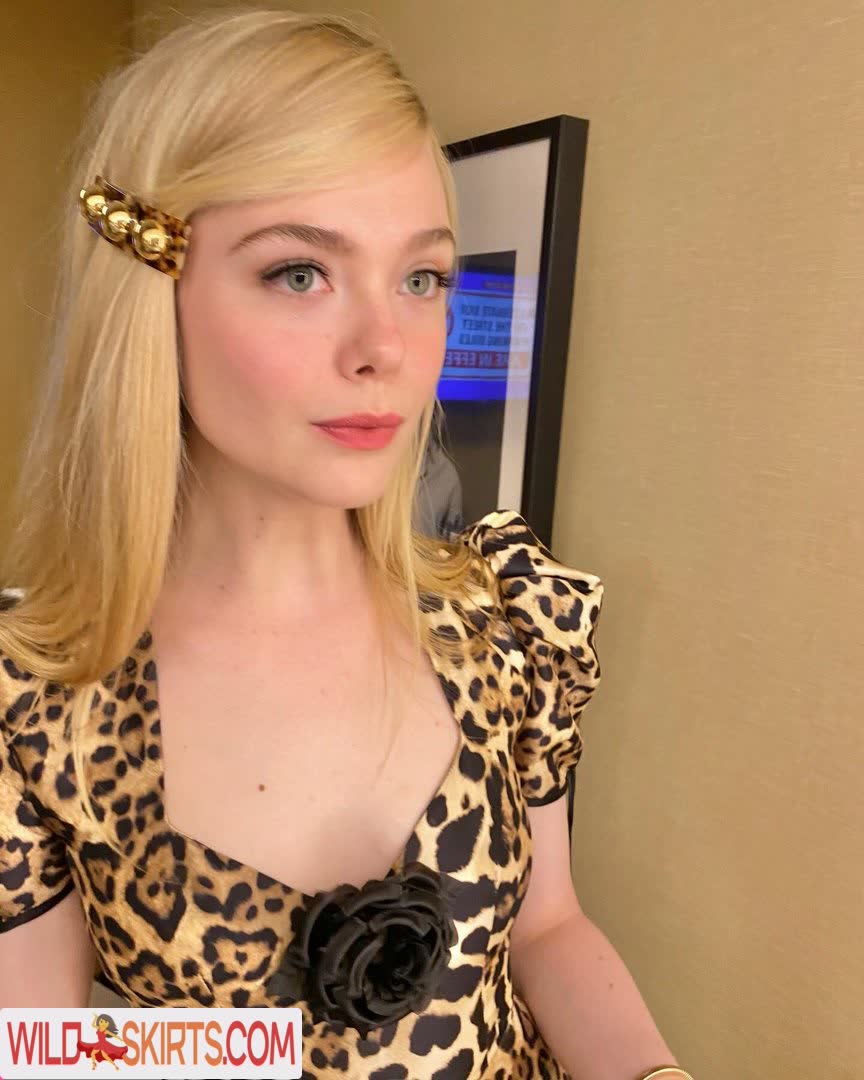 Elle Fanning / ellefanning nude Instagram leaked photo #11