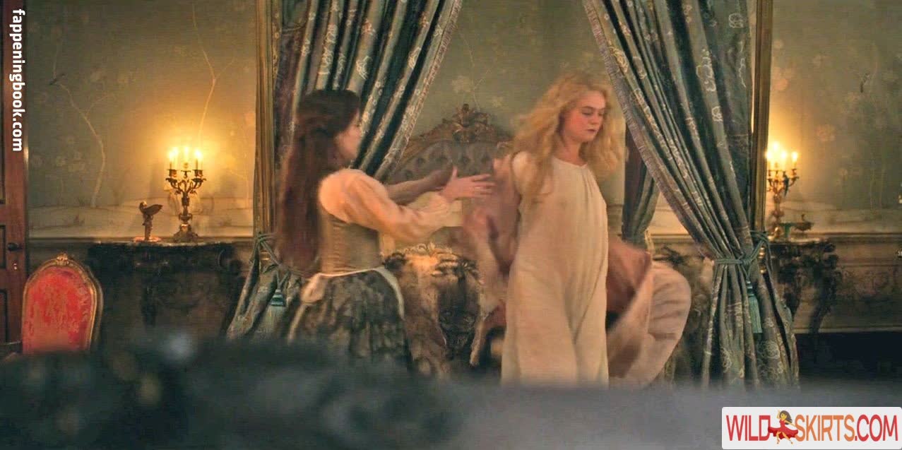 Elle Fanning / ellefanning nude Instagram leaked photo #8