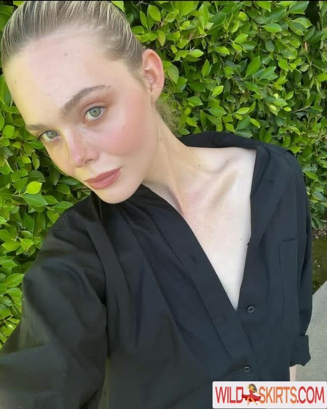 Elle Fanning / ellefanning nude Instagram leaked photo #2