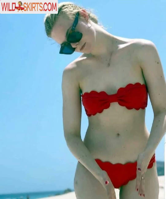 Elle Fanning / ellefanning nude Instagram leaked photo #465