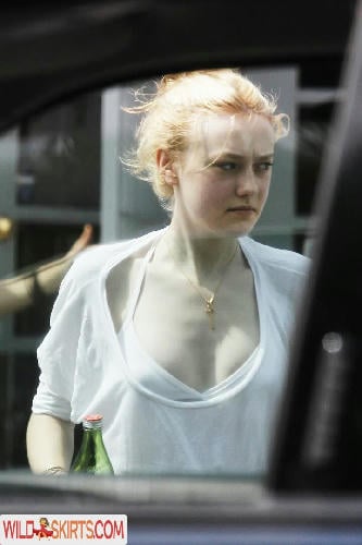 Elle Fanning / ellefanning nude Instagram leaked photo #125