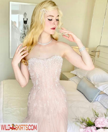 Elle Fanning / ellefanning nude Instagram leaked photo #126