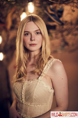 Elle Fanning / ellefanning nude Instagram leaked photo #243