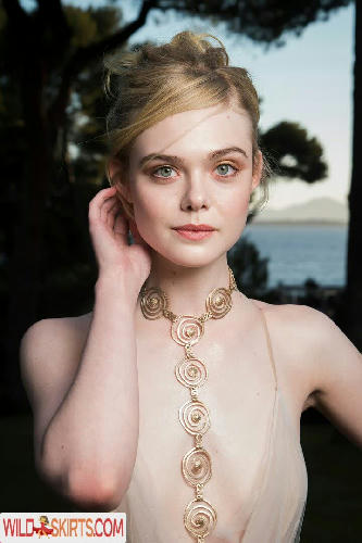 Elle Fanning / ellefanning nude Instagram leaked photo #290