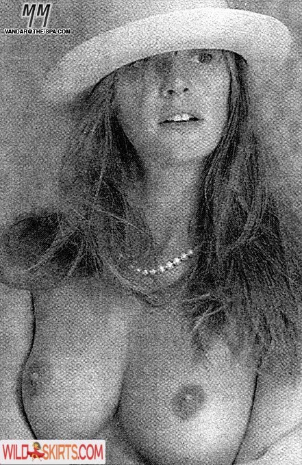 Elle Macpherson nude leaked photo #40