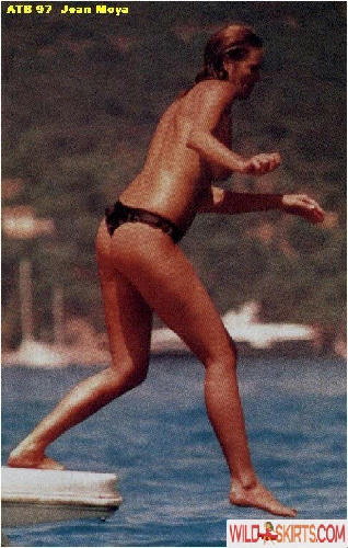 Elle Macpherson / ElleMacpherson / ellemacphersonofficial nude Instagram leaked photo #2