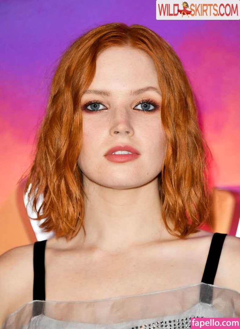 Ellie Bamber nude leaked photo #105