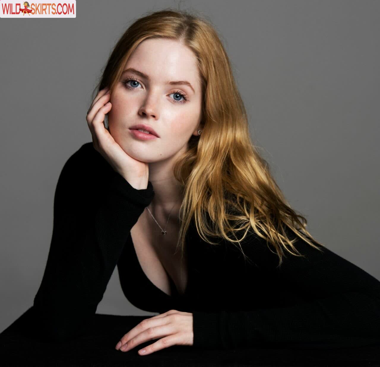 Ellie Bamber nude leaked photo #237