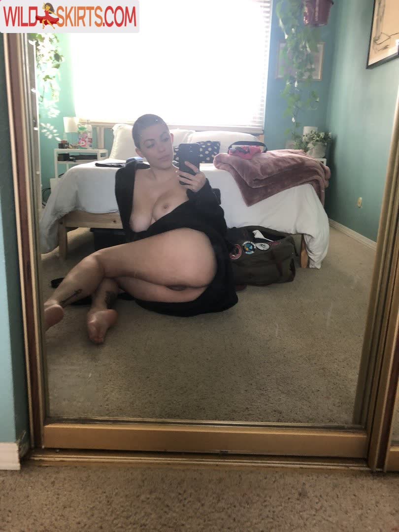 Ellie Evergreen / EllieEvergreen / ellieleen1 / thelittlestpickle nude OnlyFans, Patreon, Instagram leaked photo #15