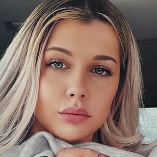 Ellie Jayne avatar