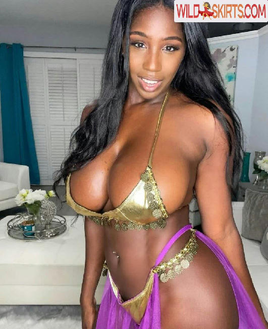 Ellie The Empress / _ellietheempress_ / empresselliee nude OnlyFans, Instagram leaked photo #185