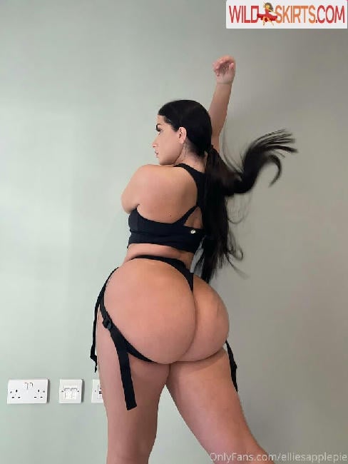 Elliesapplepie / Britishbaddie / Ellieapples / britishbaddiee / elliesapplepie nude OnlyFans, Instagram leaked photo #6