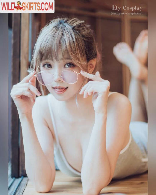 Ely Cosplayer / eeelyeee nude Instagram leaked photo #31