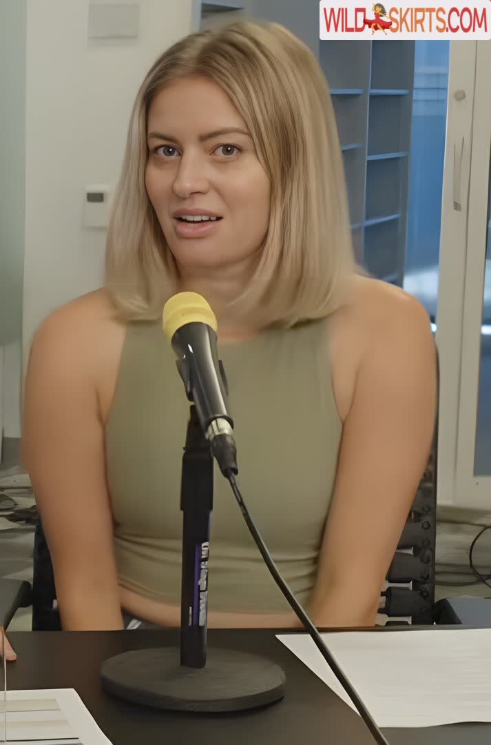 Elyse Willems nude leaked photo #32