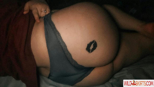 Emaliehall / Newhall802 / ameliahall / emalienewhall nude OnlyFans, Instagram leaked photo #11