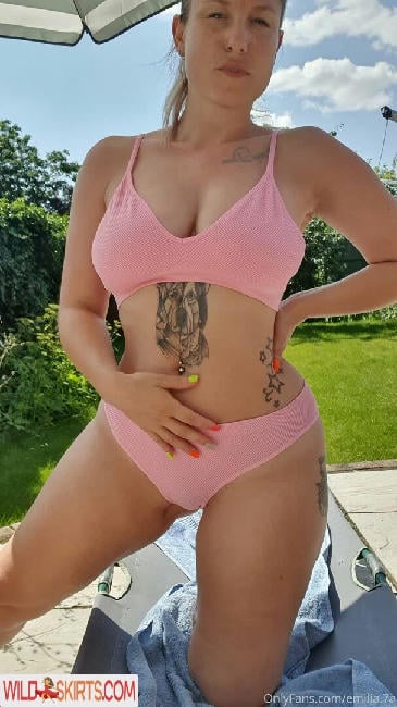 Emilia.7a / CurvesnTatts / emilia.7 / emilia.7a nude OnlyFans, Instagram leaked photo #4