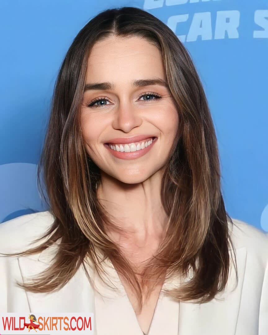 Emilia Clarke nude leaked photo #222