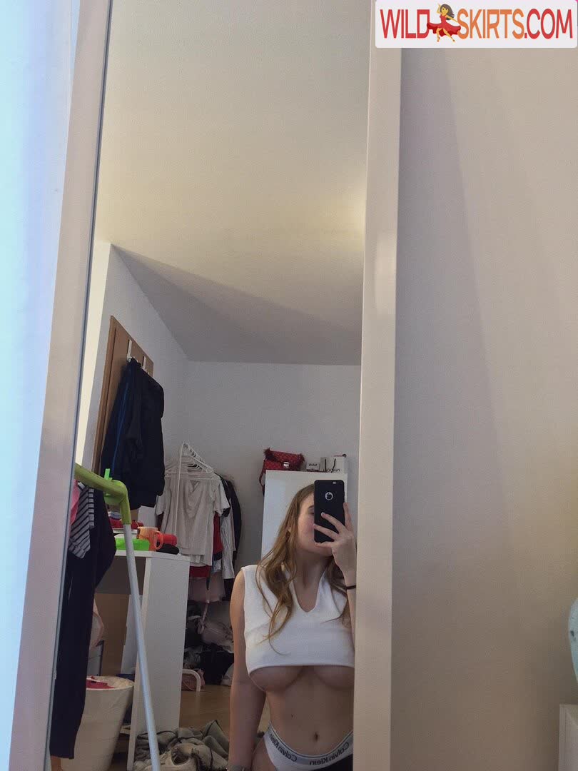 emiliaaverie / emiliaaverie / pemiliaavery nude OnlyFans, Instagram leaked photo #10