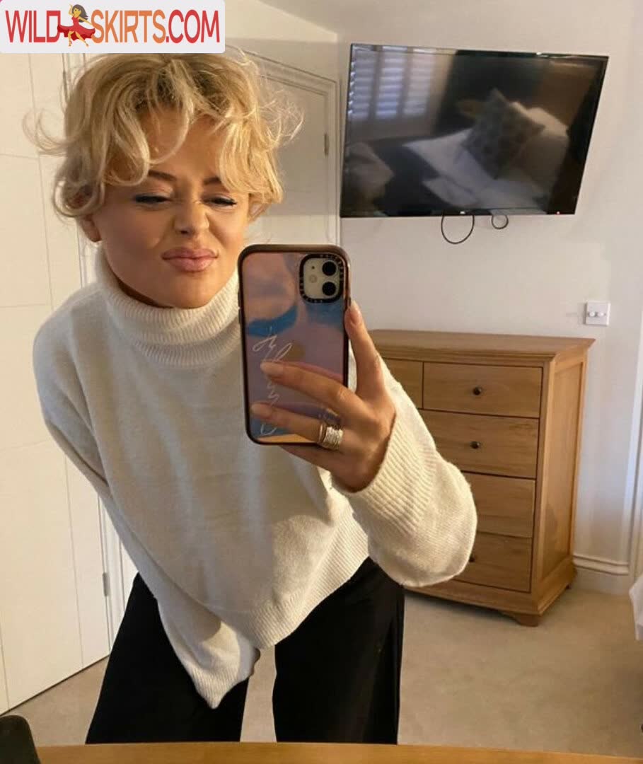 Emily Atack / emilyatack nude Instagram leaked photo