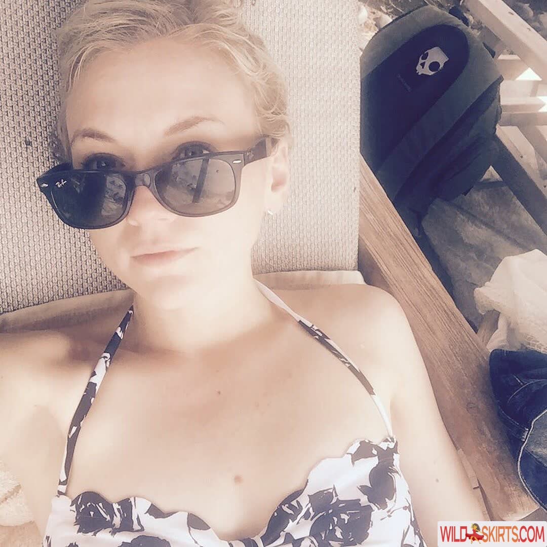 Emily Kinney / emmykinney nude Instagram leaked photo #7