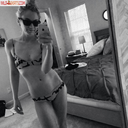 Emily Kinney / emmykinney nude Instagram leaked photo #31