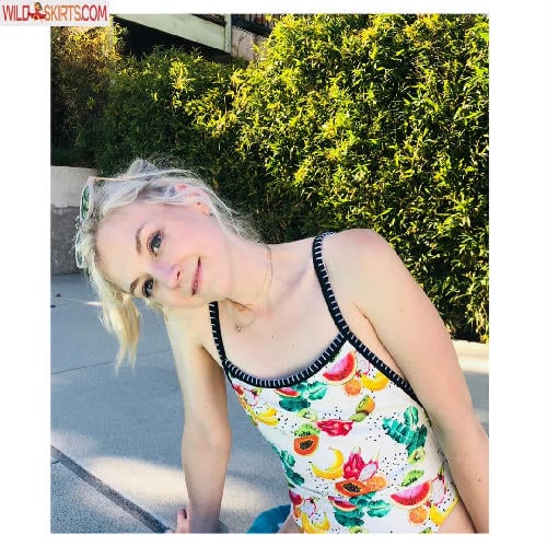 Emily Kinney / emmykinney nude Instagram leaked photo #8