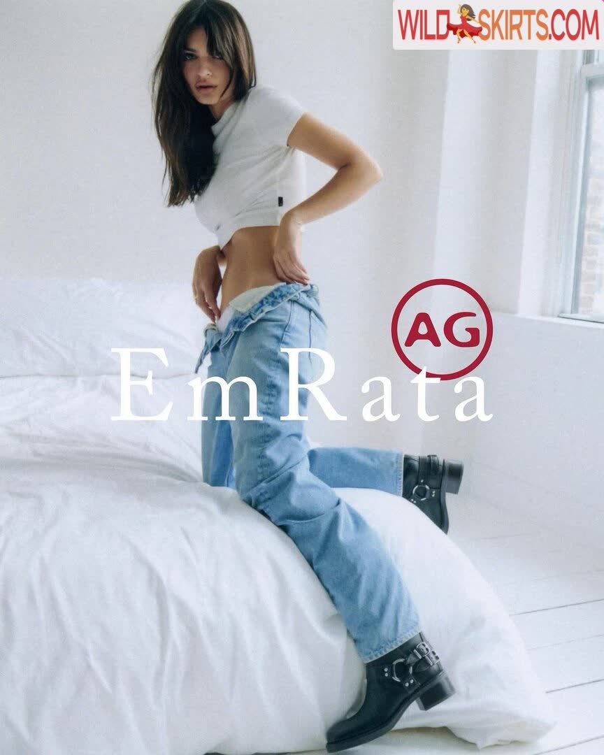 Emily Ratajkowski nude leaked photo #248