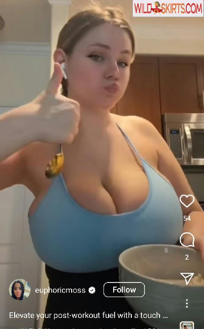 Emily V / emilyluvv69 / emilyvofficial nude OnlyFans, Instagram leaked photo #25