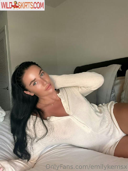 emilykernsx / emily.kerns / emilykernsx nude OnlyFans, Instagram leaked photo #54