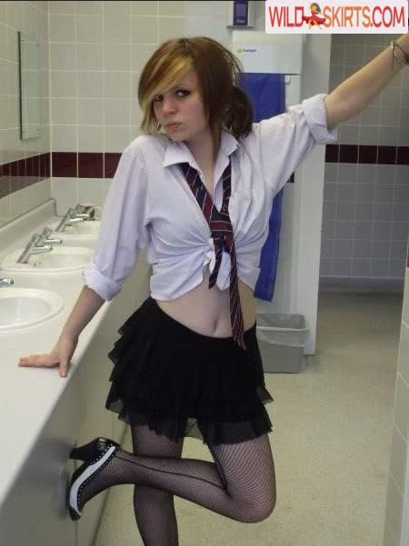 Emma Blackery nude leaked photo #10