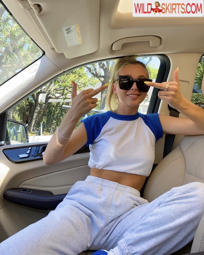 Emma Chamberlain nude leaked photo #69