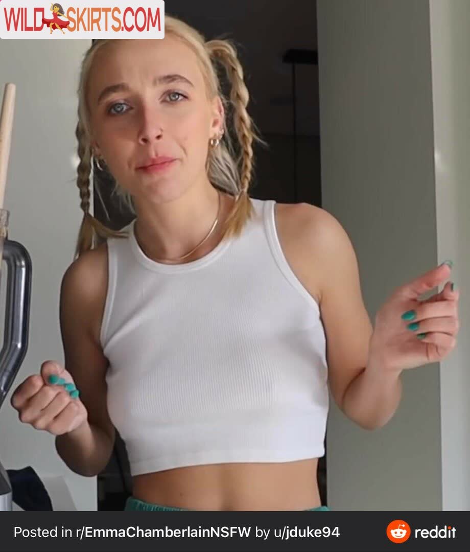 Emma Chamberlain nude leaked photo #2