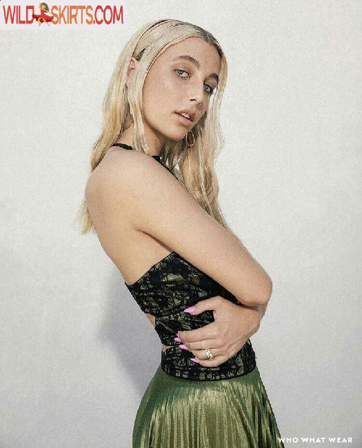 Emma Chamberlain / emmachamberlain / u95012320 nude OnlyFans, Instagram leaked photo #80