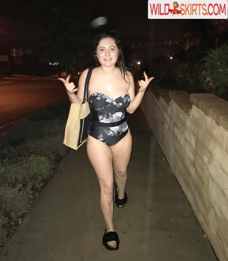 Emma Kenney / amirrazm / emmakenney / ems4638 nude OnlyFans, Instagram leaked photo #1