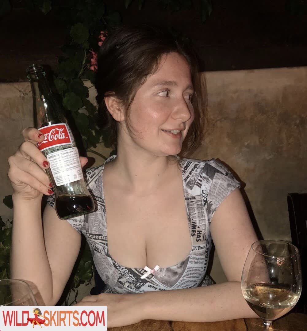 Emma Kenney / amirrazm / emmakenney / ems4638 nude OnlyFans, Instagram leaked photo